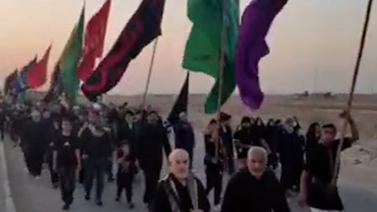حرکت کاروان چند هزار نفری عشاقالحسین به سوی عراق + فیلم