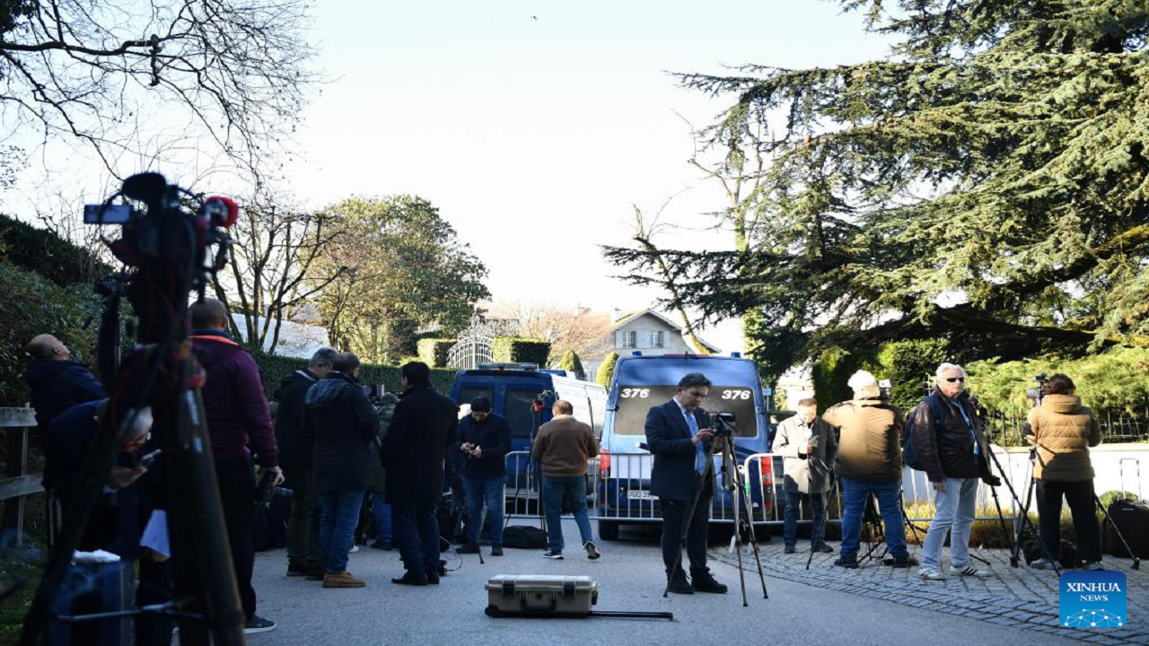 مقام ایرانی: دستیابی به چارچوب توافق مشروط به تفکیک موضوعات است