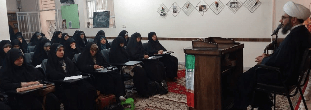حوزه‌های علمیه؛ متولی تربیت و تعالی روح انسان هستند