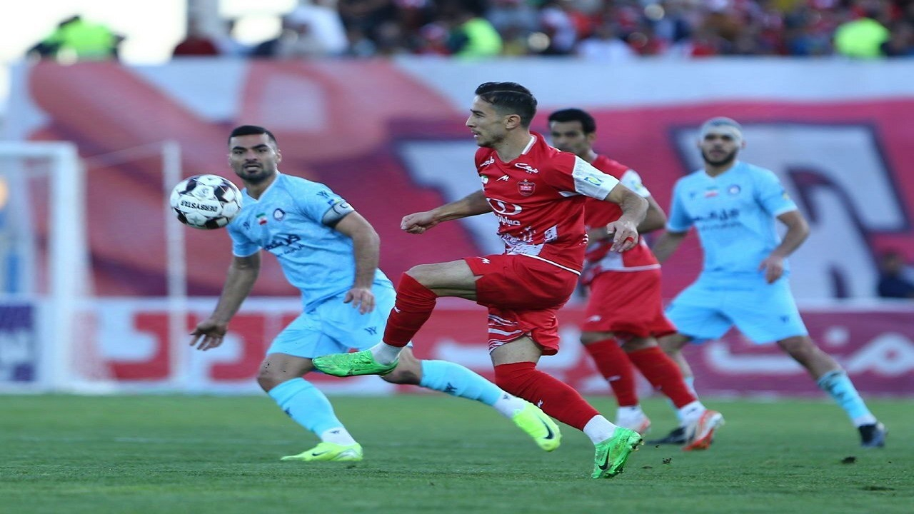 پرسپولیس ۰ - ۰ گل گهر سیرجان/ گزارش زنده بازی