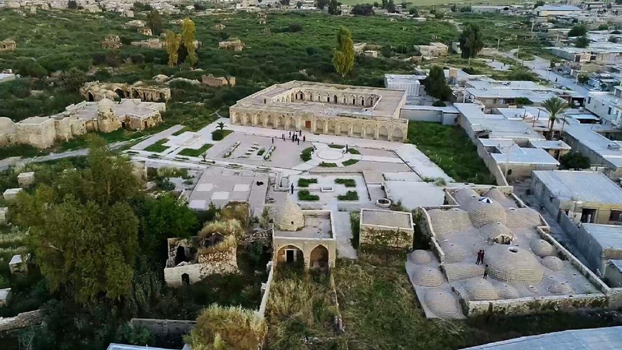 شکوه تاریخی در بیم ویرانی/ گنجینهای کهن در جنوب ایران؛ چرا بلادشاپور به حال خود رها شده است؟