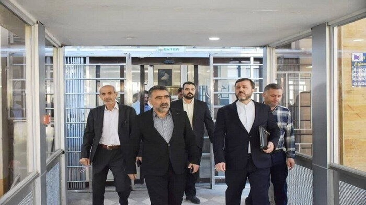 غریب‌آبادی عازم باکو شد