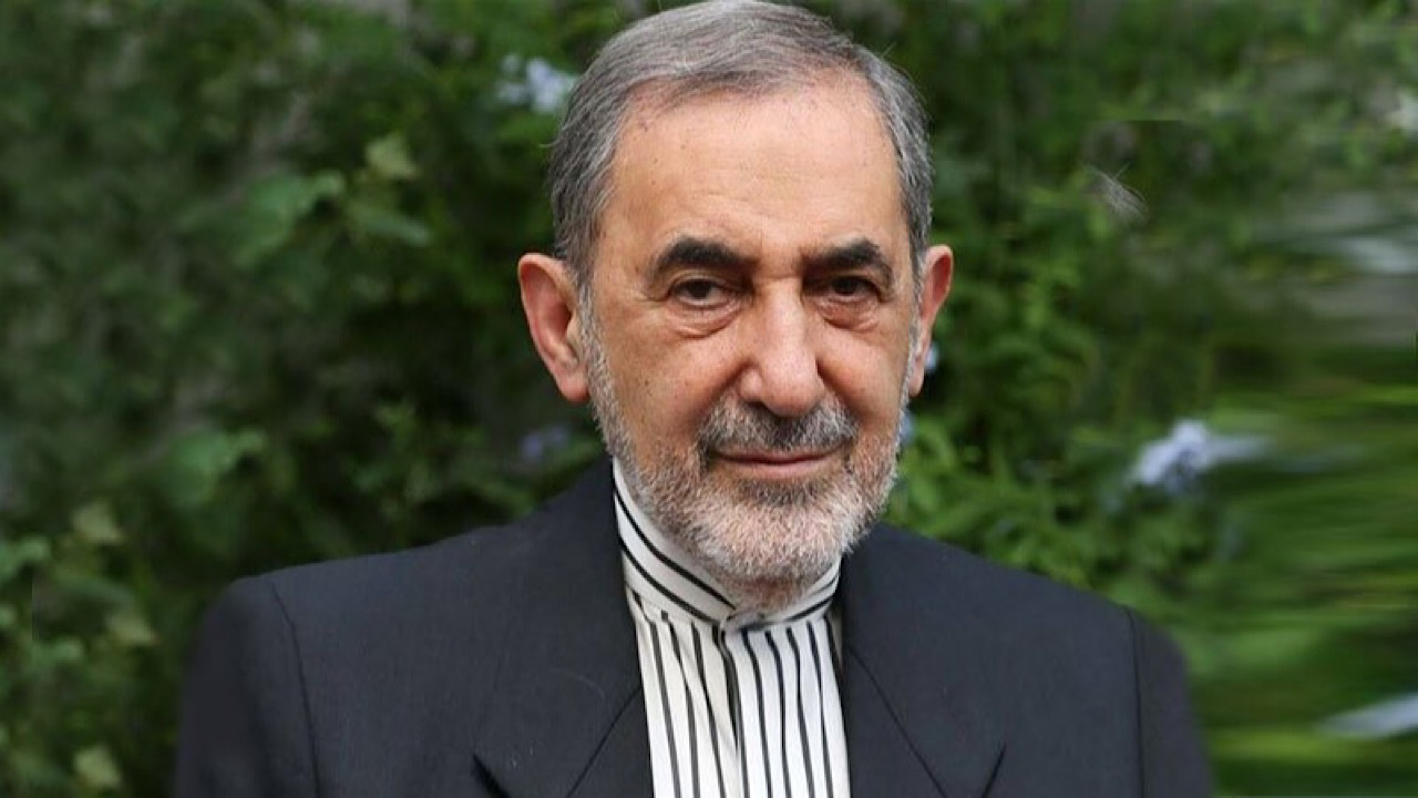 ولایتی: ایران در مرکز نظم نوین جهانی ایستاده است