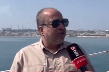 ترامپ درباره خارگ بلوف میزند