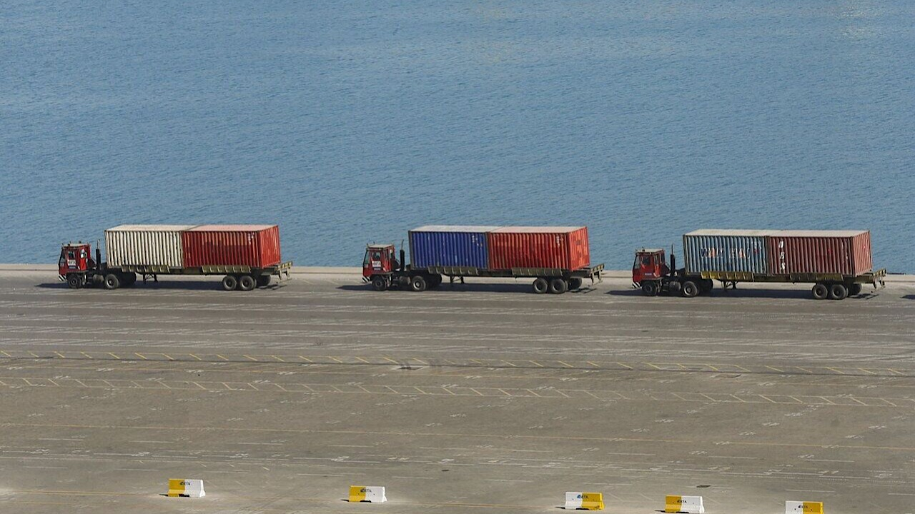 ترانزیت ۹.۵ میلیون تُن کالا در شبکه جاده‌ای کشور