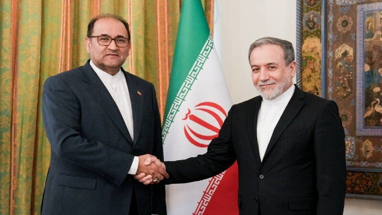 دیدار سفیر جدید ایران در بنگلادش با عراقچی