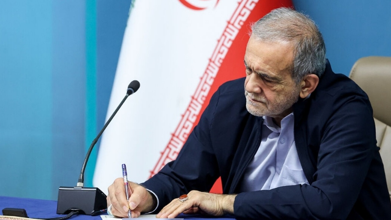پیام تسلیت رئیس جمهور در پی درگذشت خواهر «محمدرضا نعمتزاده»