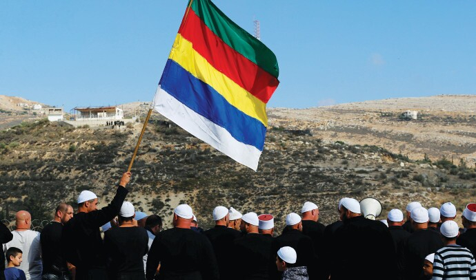 شام در تنش؛ بهره برداری صهیونیستها از جولان سلفیها در دمشق