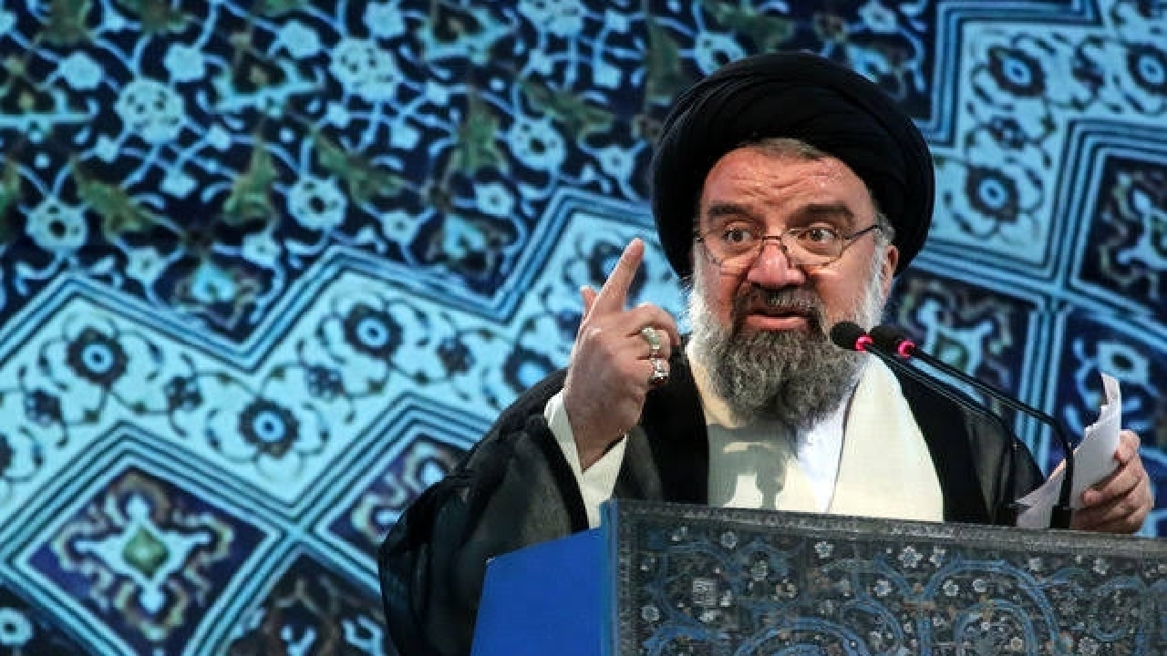 آیتالله خاتمی: ایران تا ابد تسلیمپذیر نیست/ شکست دشمن در جنگ اقتصادی با جهاد و انفاق
