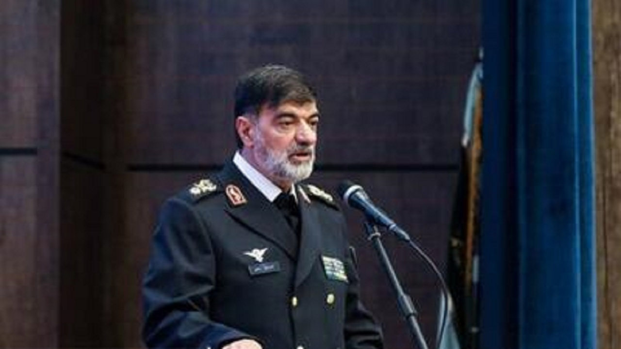 رادان: امتیاز جایگاهداران متخلف سوخت باید لغو شود