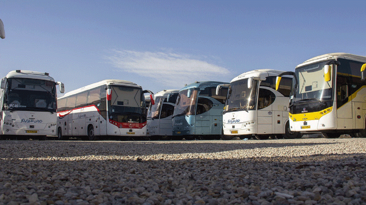 اعمال سیاستهای استاندارد ۱۲۲ گانه باعث عدم واردات اتوبوس های مسافری شد+ فیلم