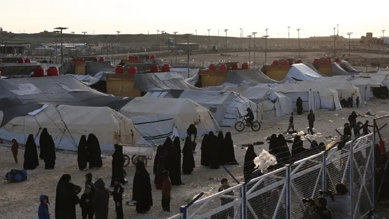 سوریه تخلیه اردوگاه الهول مرتبط با داعش را آغاز کرد