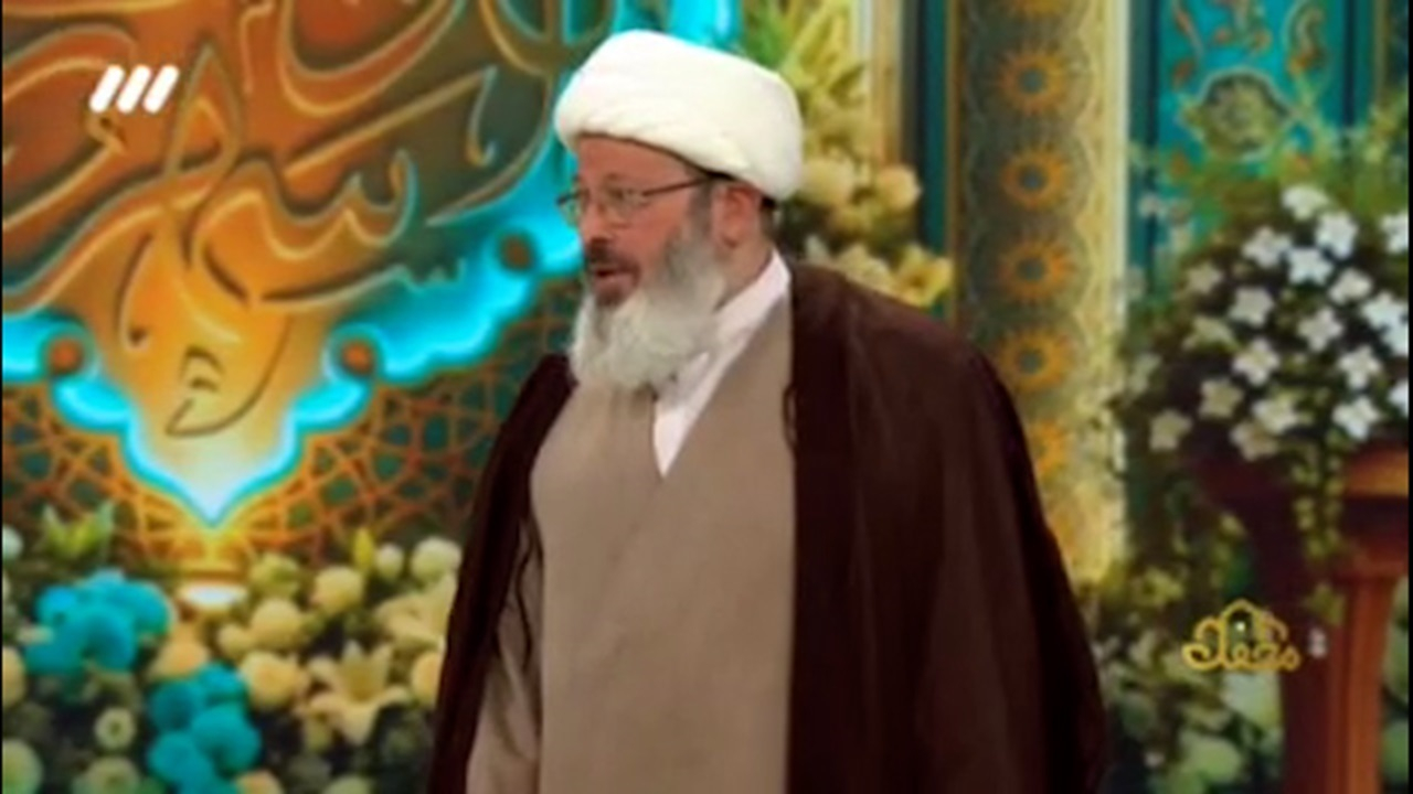 آوازخوانی حجت الاسلام قاسمیان در برنامه محفل به یاد شهدا + فیلم