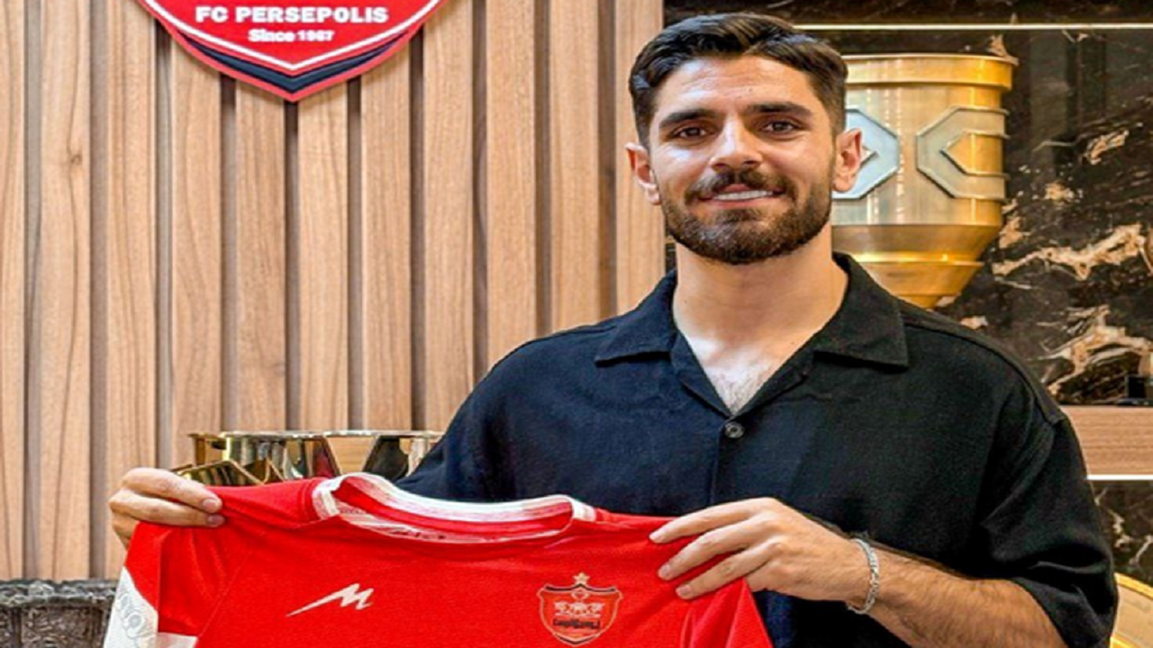 تمدید قرارداد محمد عمری با پرسپولیس/ ستاره جوان راهی اردوی ترکیه میشود
