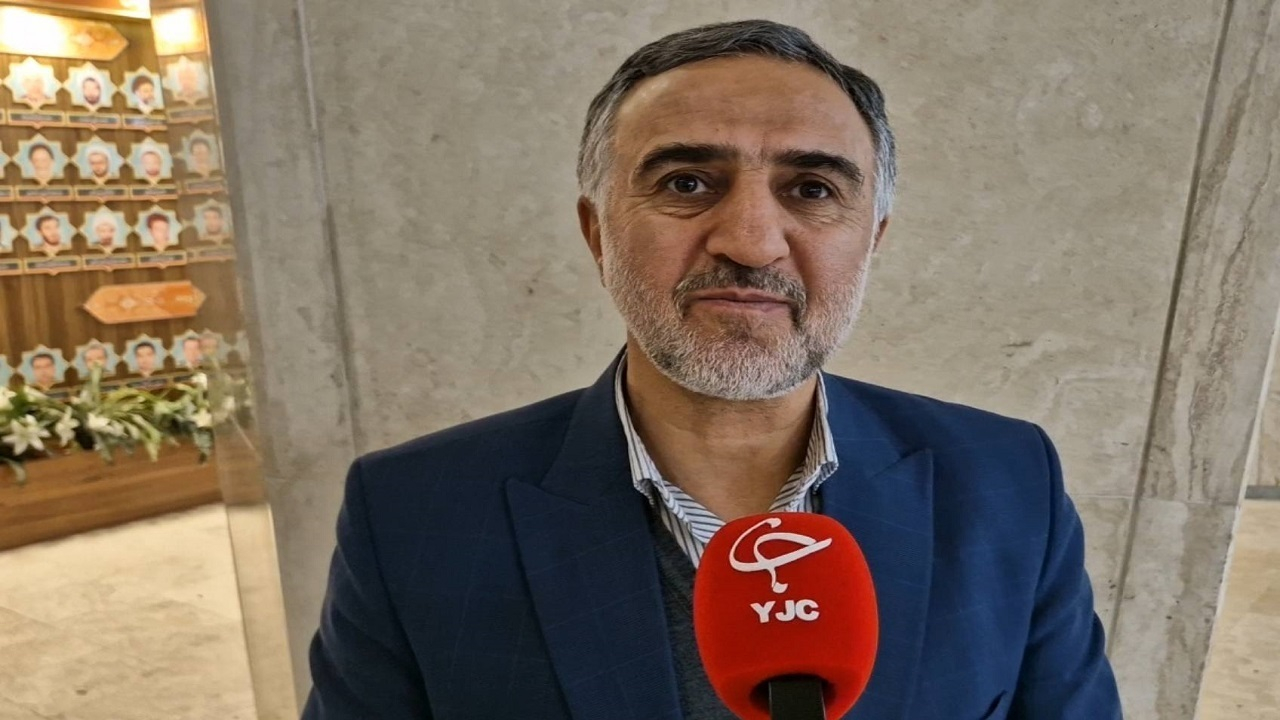 به دستگاه‌های خدمات‌رسان نگاه سیاسی نداشته باشیم/ شهرداری تهران نقش مهمی در کاهش مصرف سوخت دارد