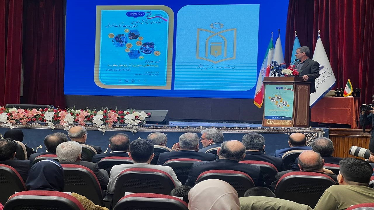 مشارکت معلمان در پژوهش باید به ۳۰ درصد برسد