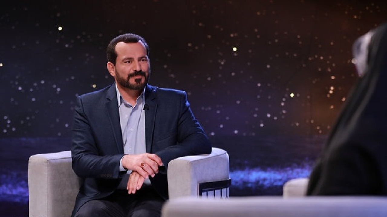 عباس موزون به سراغ تجربه‌های پس از مرگ خارج از ایران می‌رود/ زمان پخش «زندگی پس از زندگی» مشخص نیست