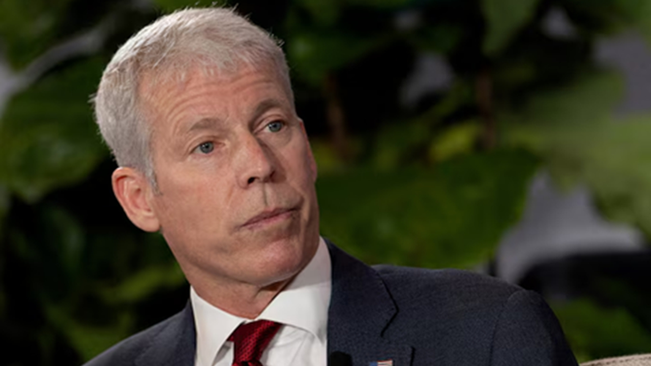 وزیر انرژی آمریکا: باید نفت ونزوئلا را کنترل کنیم