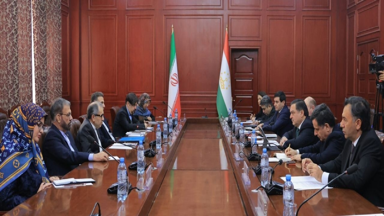 روایت تخت‌روانچی از سفر به تاجیکستان؛ تاکید بر تقویت روابط بر مبنای اشتراکات فرهنگی