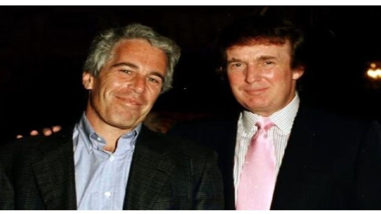 ترامپ در کانون توجه پرونده فساد ۳ میلیون صفحه‌ای اپستین