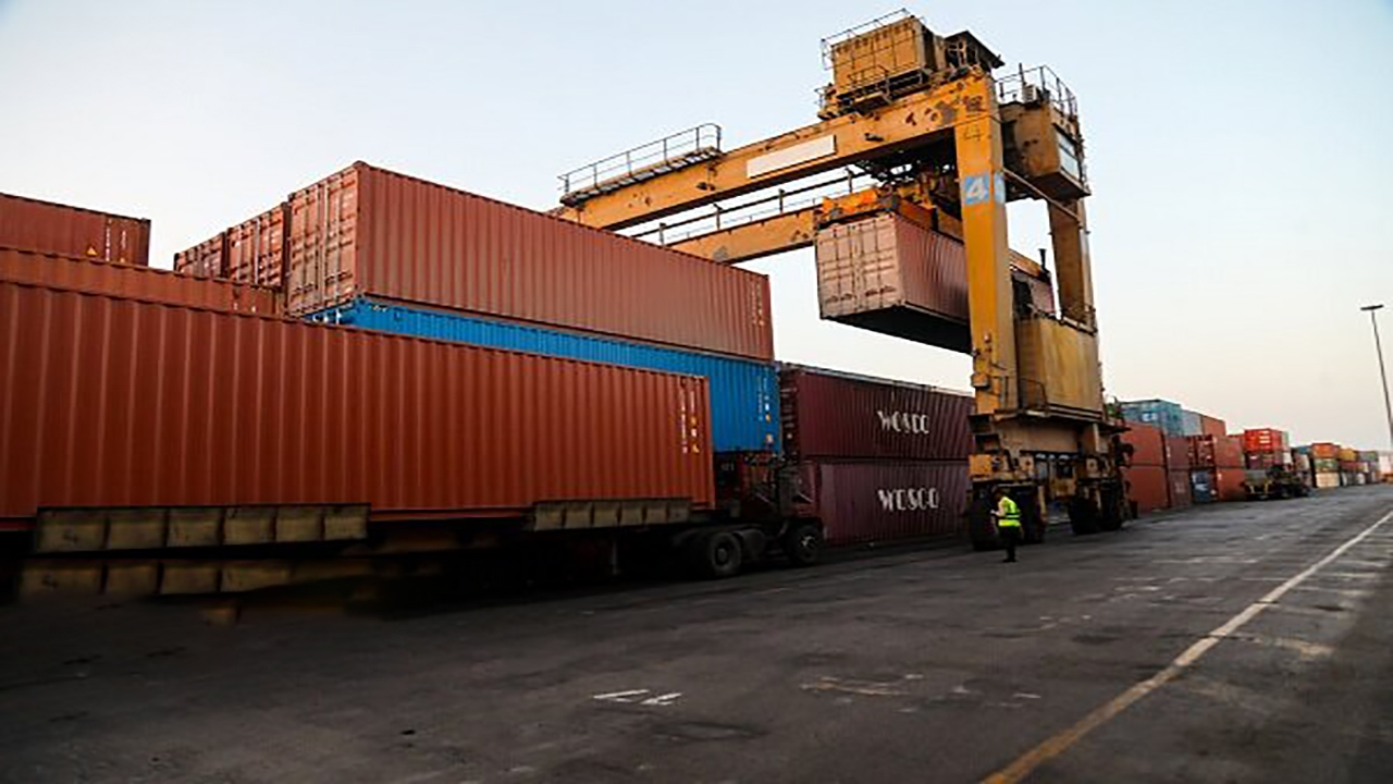 مصوبه ترخیص ۹۰ درصدی کالاها تا پایان بهمن ۱۴۰۴ تمدید شد