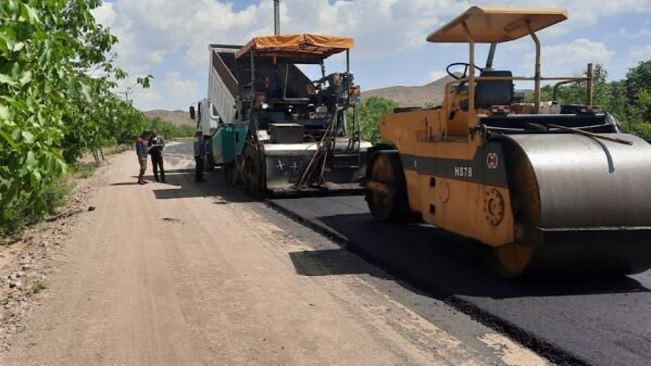 بهرهمندی ۵۶۲ روستای کشور از راه آسفالته در سال ۱۴۰۳