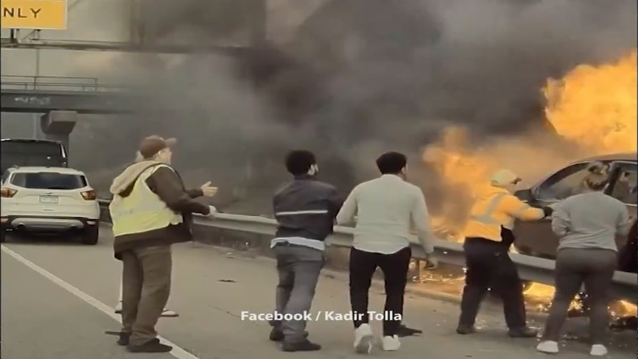 نجات دراماتیک راننده خودرو از میان شعله‌های آتش + فیلم