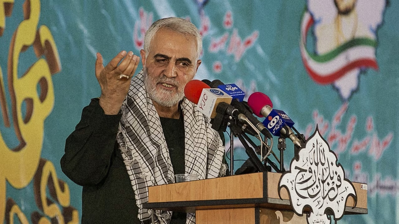 پاسخ شهید سلیمانی به چرایی دشمنی با آمریکا + فیلم