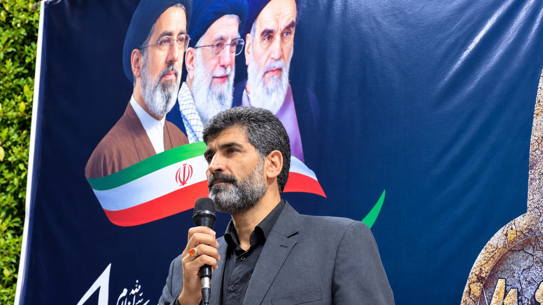 امروز ملت ایران پرچمدار مبارزه با ظلم و فساد است