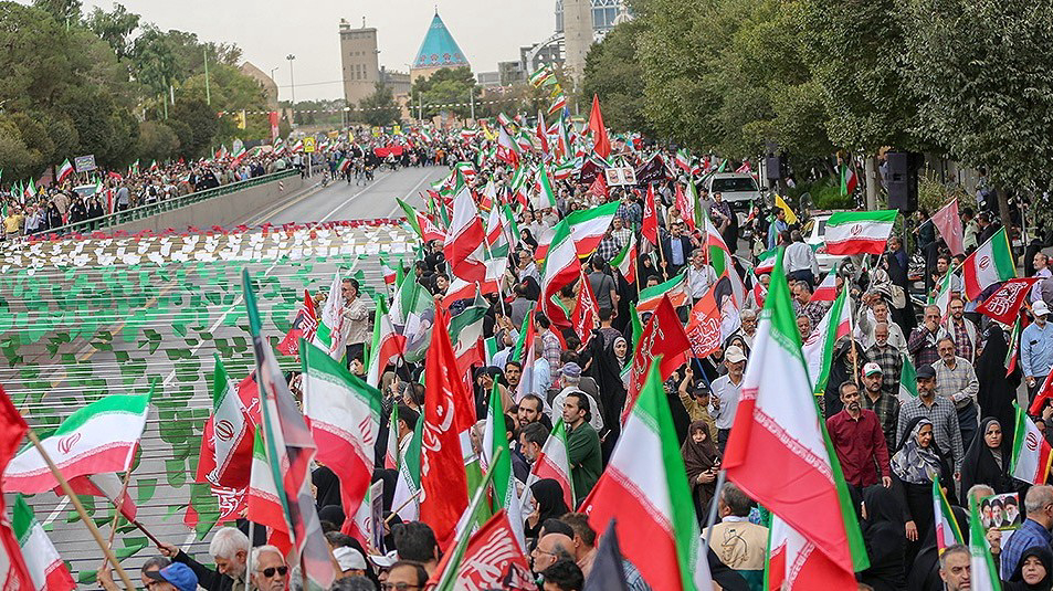 جانفدایان اصفهان خواب را بر چشم دشمن آشفته کردند