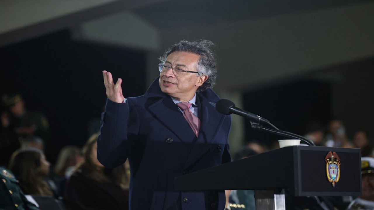 رئیس جمهور کلمبیا: ترامپ از زوال عقل رنج می‌برد