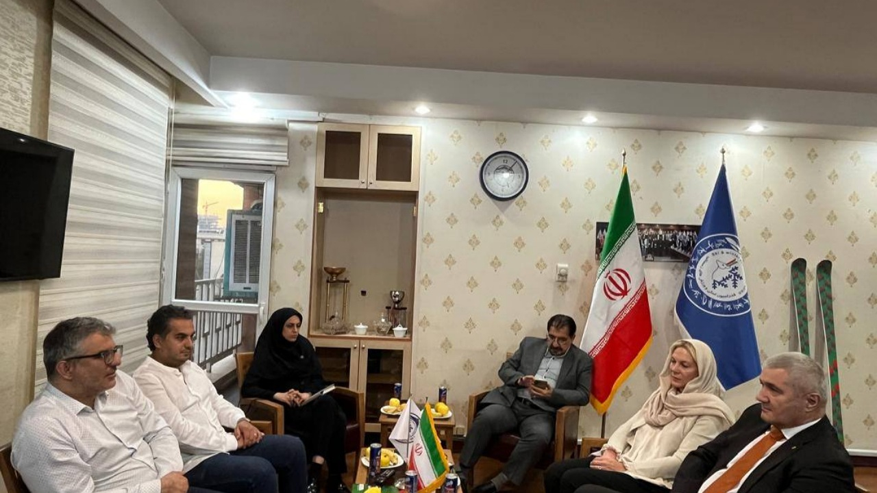 دیدار رئیس فدراسیون اسکی ایران با رئیس آکادمی ورزش بلگراد برای توسعه همکاریهای آموزشی و بینالمللی