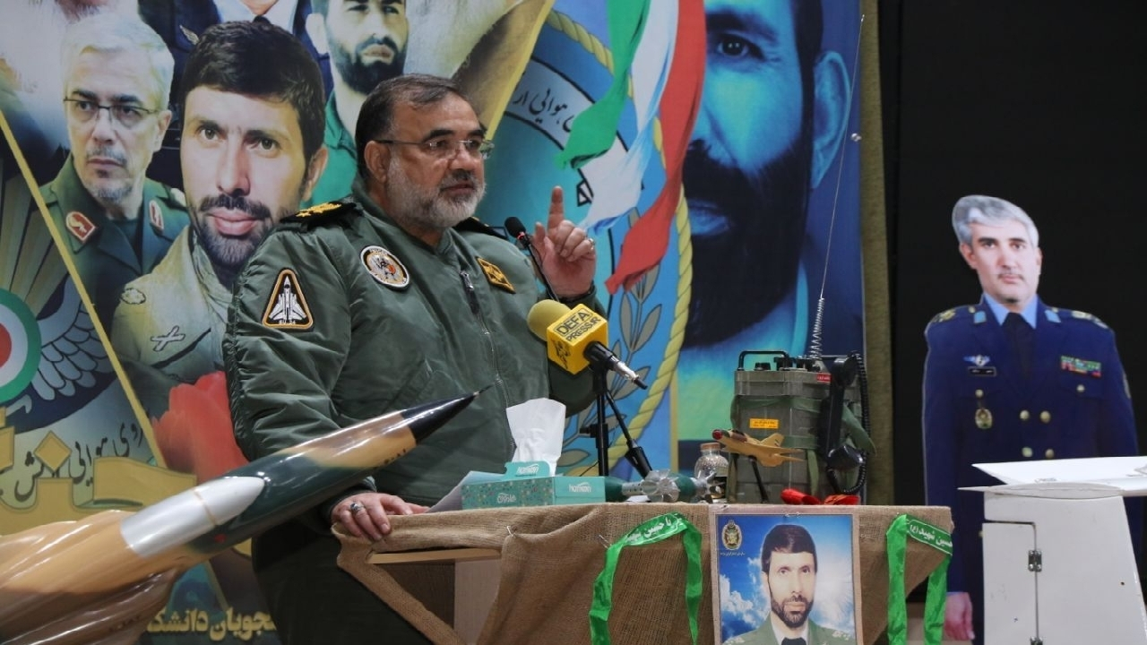 خنثی سازی توطئه‌های دشمنان با جهاد تبیین/ هیئت معارف جنگ طلایه‌دار جنگ شناختی است