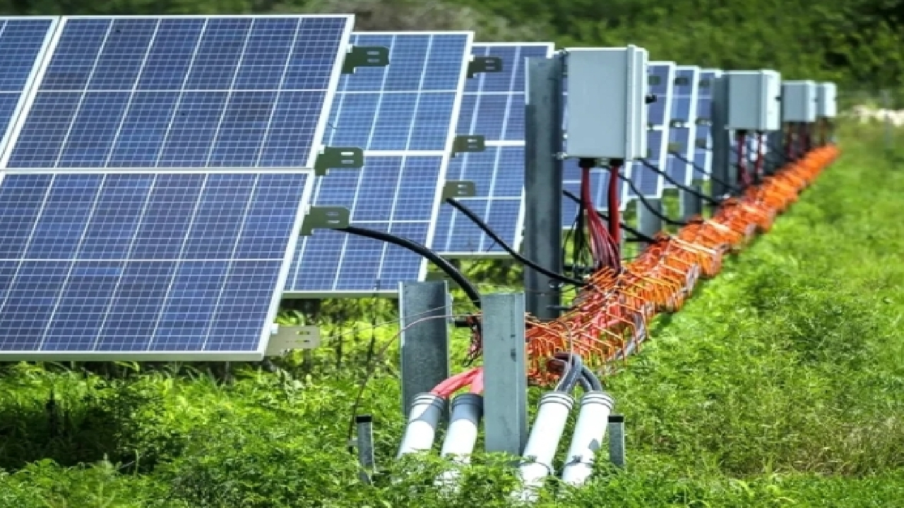 تولید اینورتر خورشیدی تمام‌ایرانی؛ گامی مؤثر برای جبران ناترازی برق و توسعه انرژی پاک