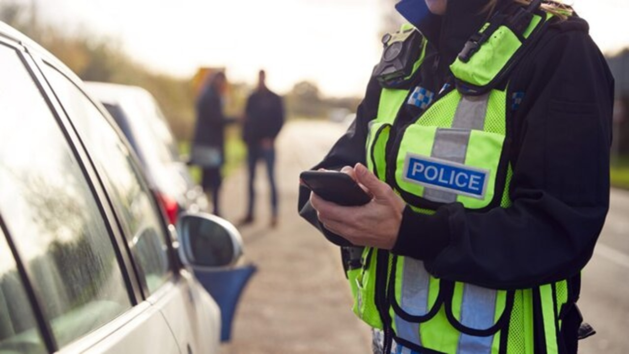 ثبت تخلفات رانندگی در فرانسه توسط هوش مصنوعی + فیلم