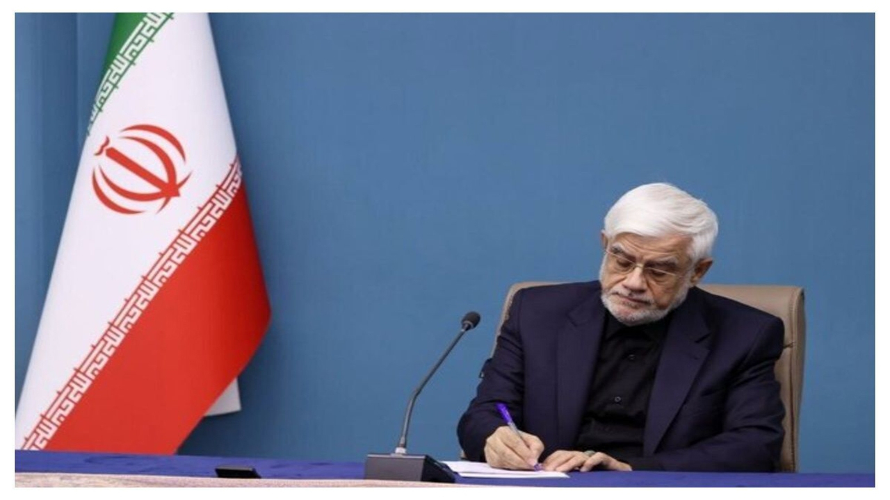 معاون اول رئیس‌جمهور درگذشت خواهر محمود احمدی نژاد را تسلیت گفت