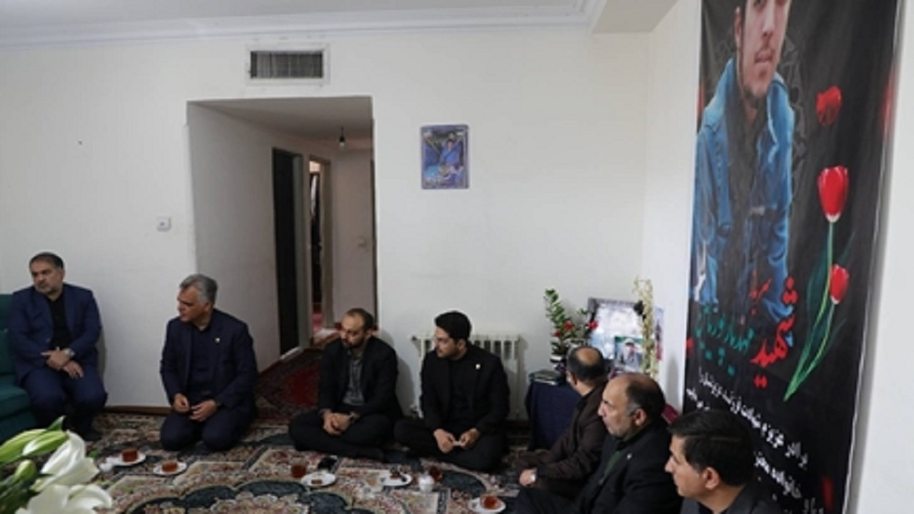 شهادت پرستار جوان در لباس سربازی، اوج تعهد نسل نو به ارزشهای انقلاب است