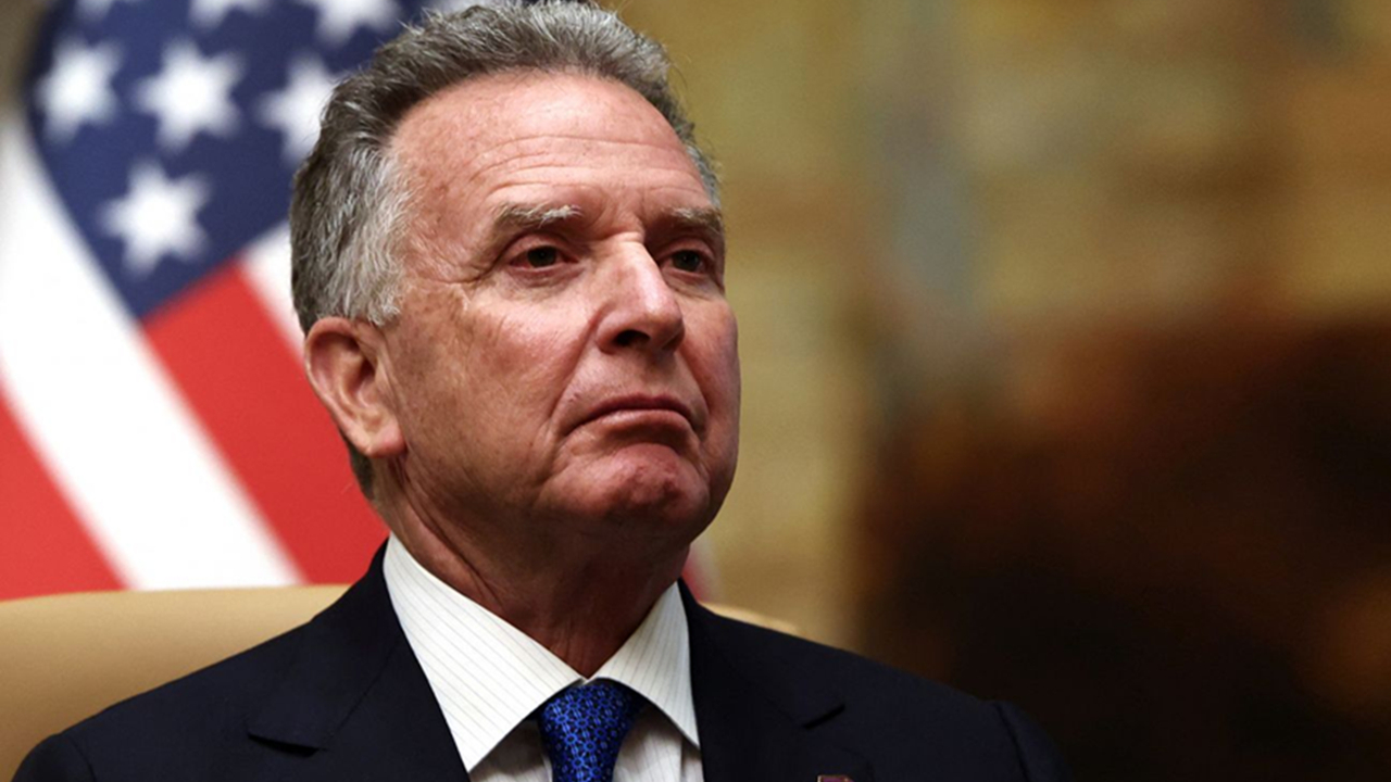 درخواست‌ها برای برکناری ویتکاف پس از افشای مکالمه جنجالی او با کرملین بالاگرفت