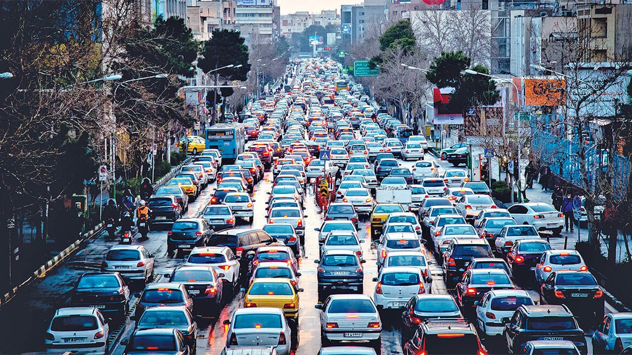 تهران در جستوجوی جای پارک!