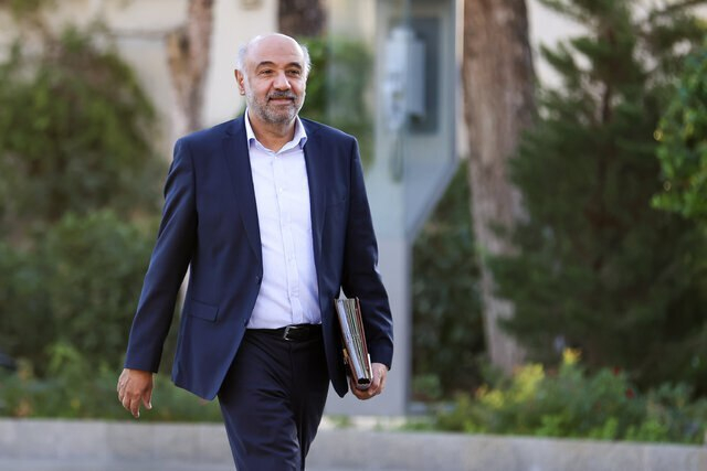 احتمال اینکه حقوق ۲ بار در سال افزایش پیدا کند، چقدر است؟