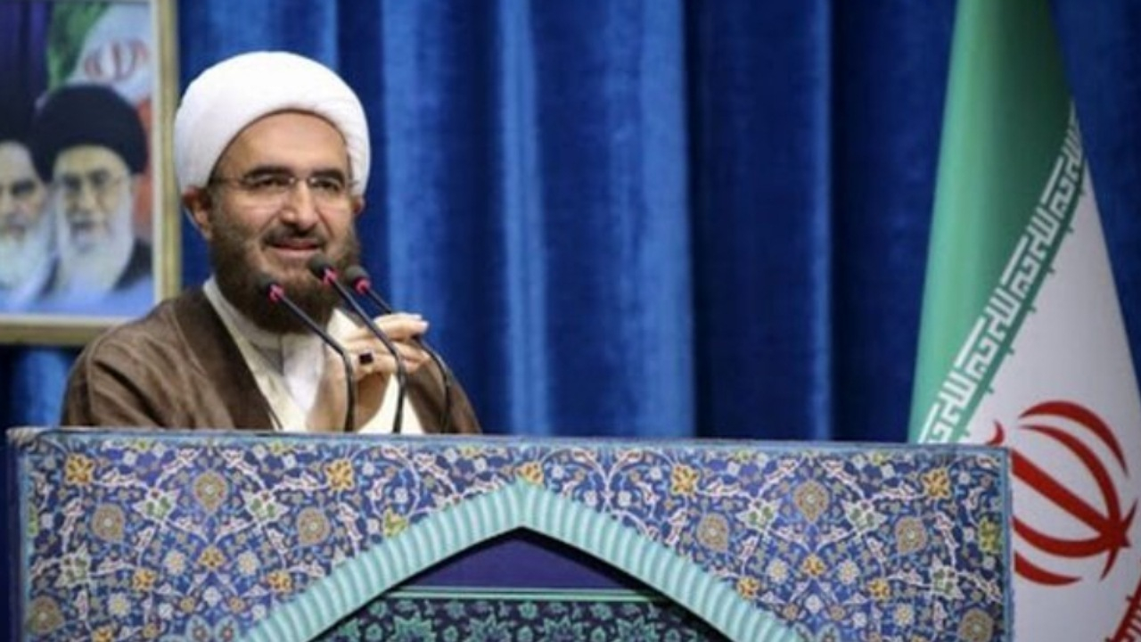 حل مشکلات معیشتی در صدر اولویتهای نظام است/مسئولان در پاسخگویی فوریت داشته باشند