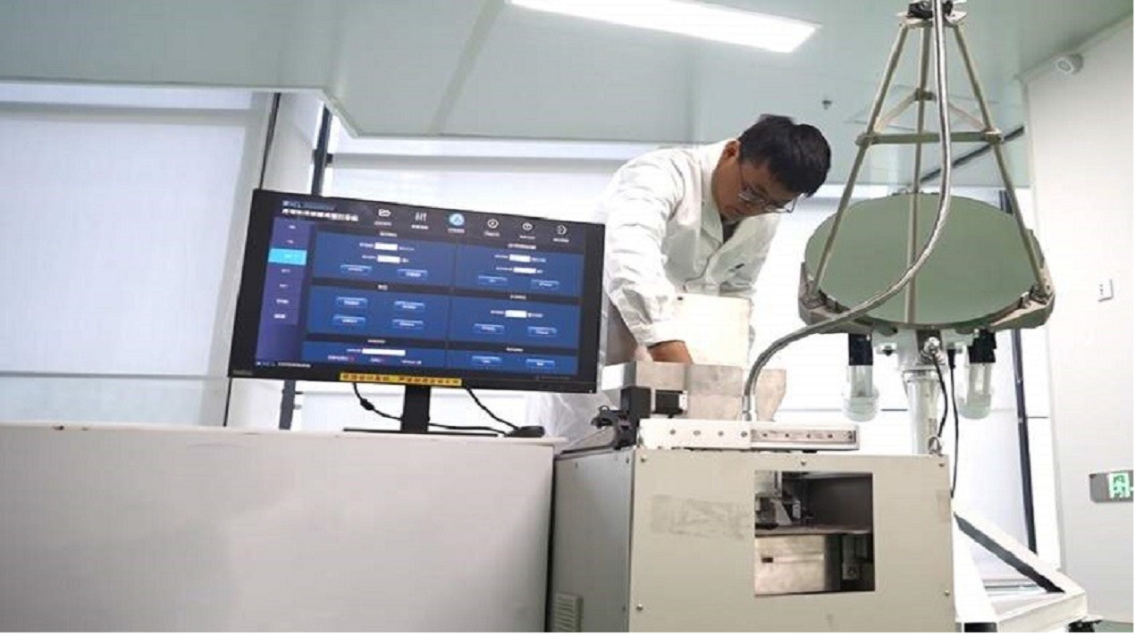 اکتشاف ردپای گاز‌های آتشفشانی در خاک ماه