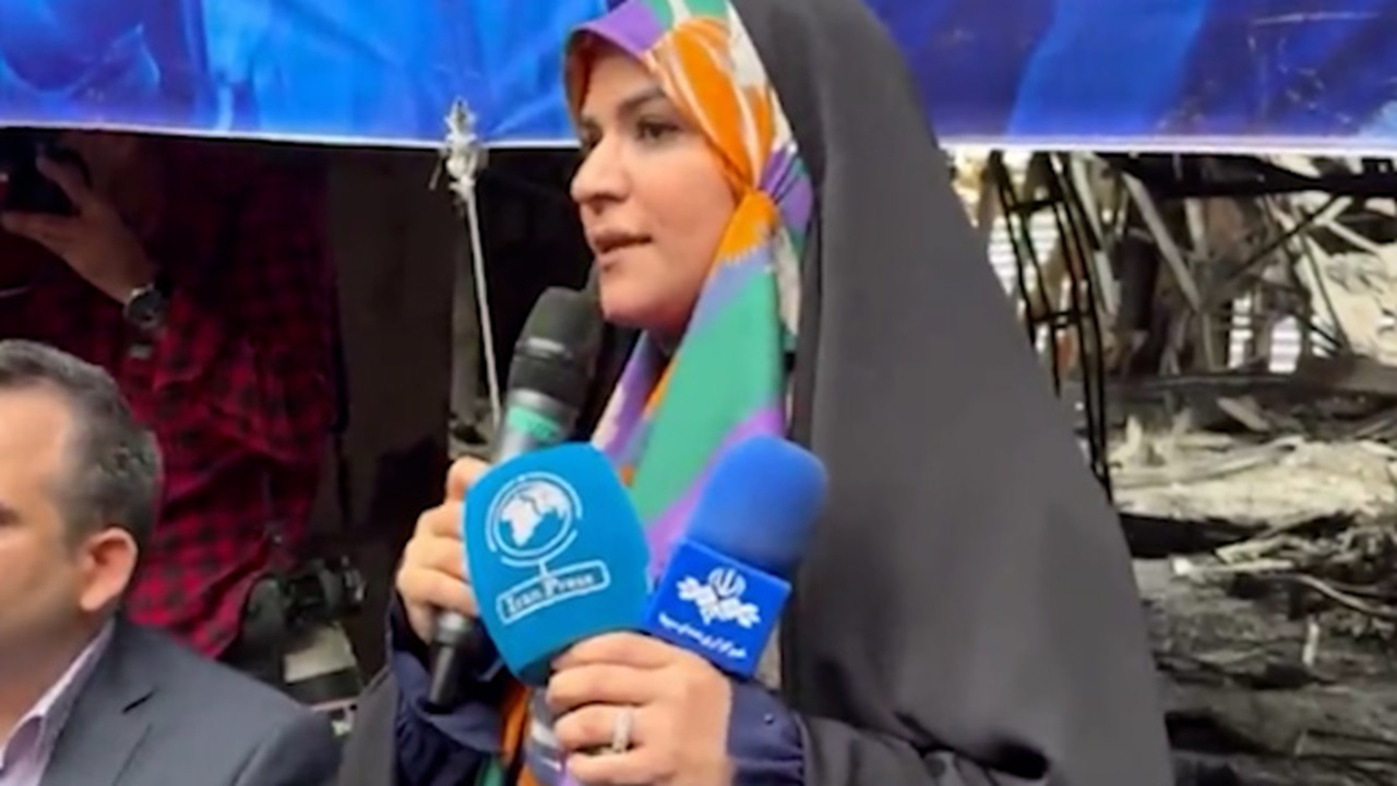اظهارات سحر امامی در جمع سفرای خارجی در بازدید از ساختمان شیشهای صداو سیما + فیلم