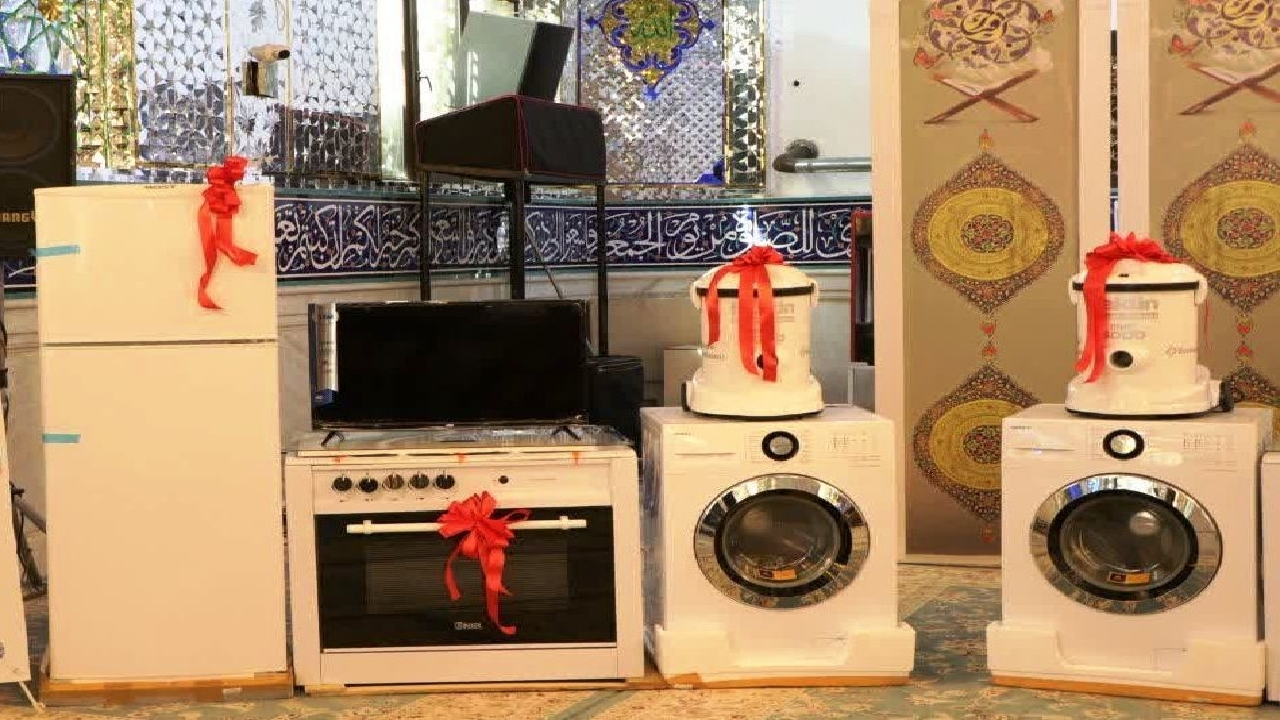 ۴۰ سری جهیزیه به نوعروسان تهرانی اهدا شد/ اهدای ۵۲۹ فقره جهیزیه در ۶ ماهه نخست امسال
