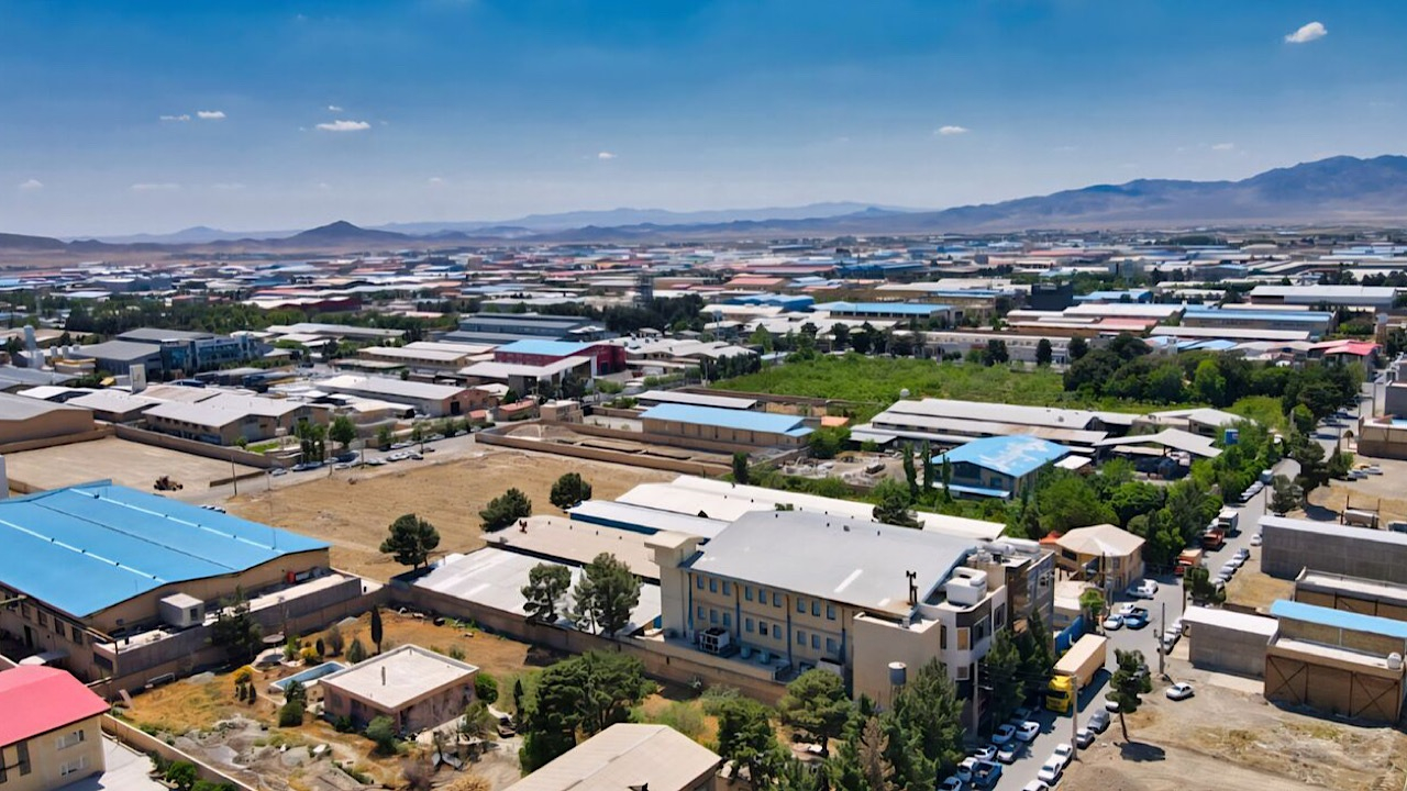 مشوق سرمایه‌گذاری در شهرک‌های صنعتی تا پایان سال تمدید شد