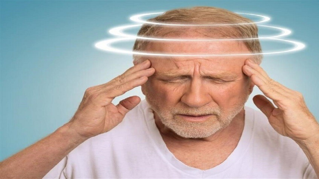 چرا وقتی می‌ایستیم احساس سرگیجه می‌کنیم؟