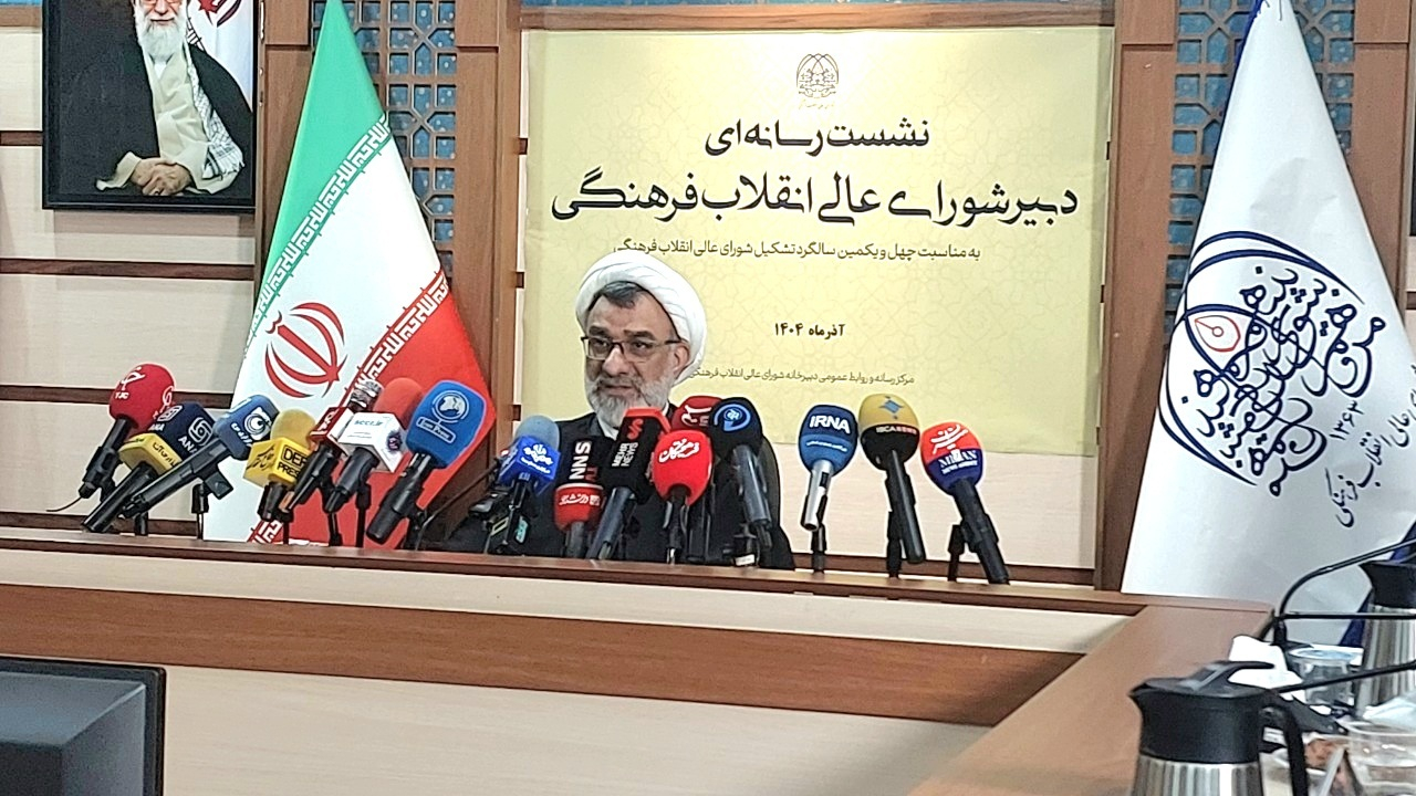 خسروپناه: تغییر در سهمیهبندی کنکور فعلا اتفاق نمیافتد/ انسجام ملی، خط قرمز است