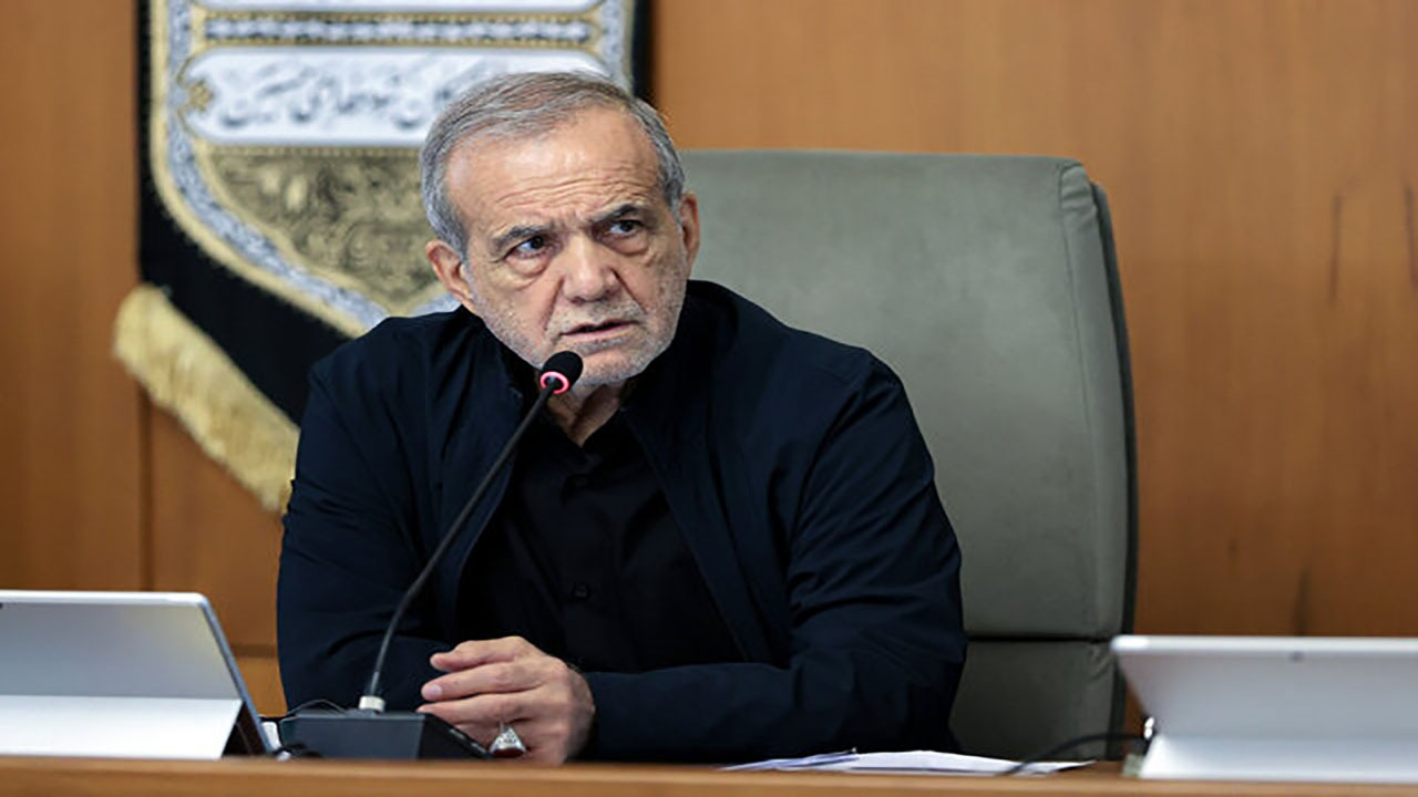 شرایط اقتصادی برای دولت و مردم قابل قبول نیست