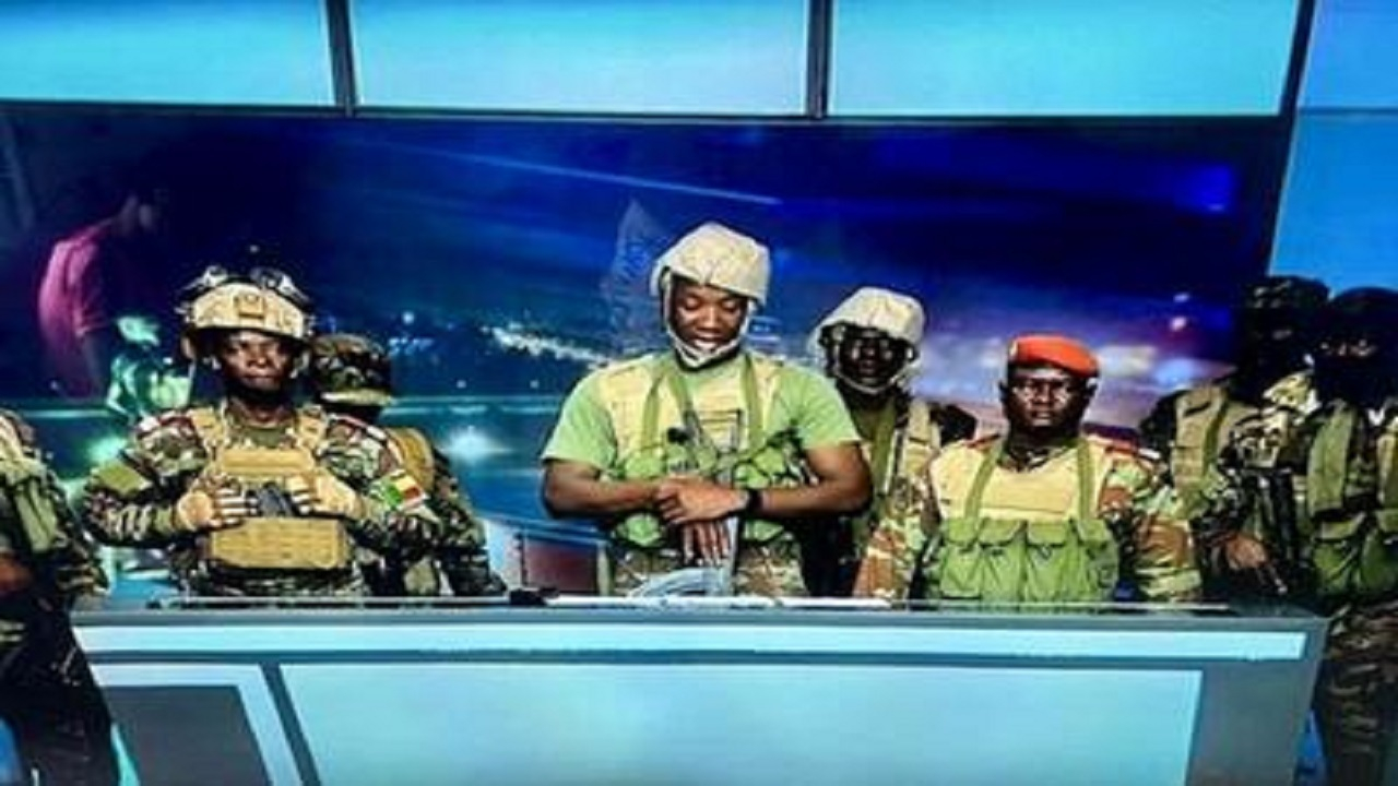 نیجریه به بنین نیرو و جنگنده اعزام کرد