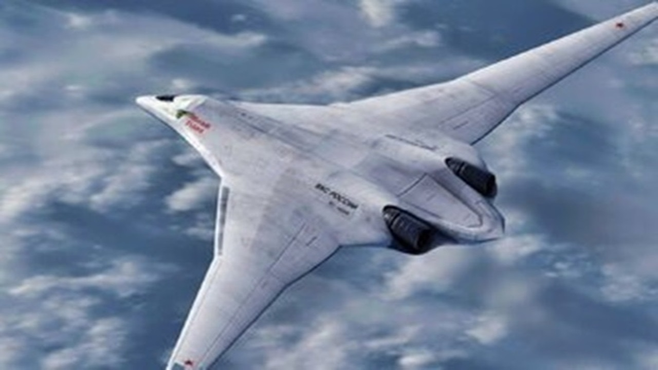 بمب‌افکن PAK DA روسیه در رقابت با B-21 آمریکا